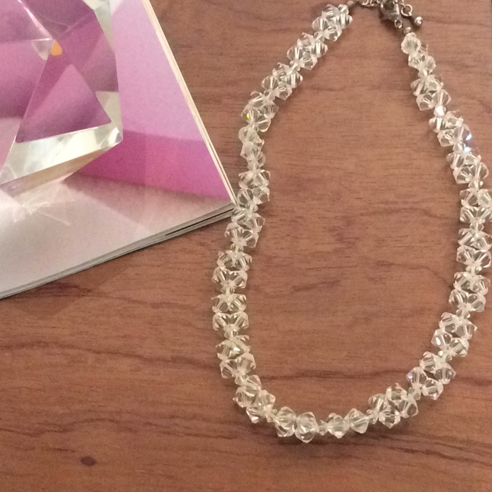 Glass style choker